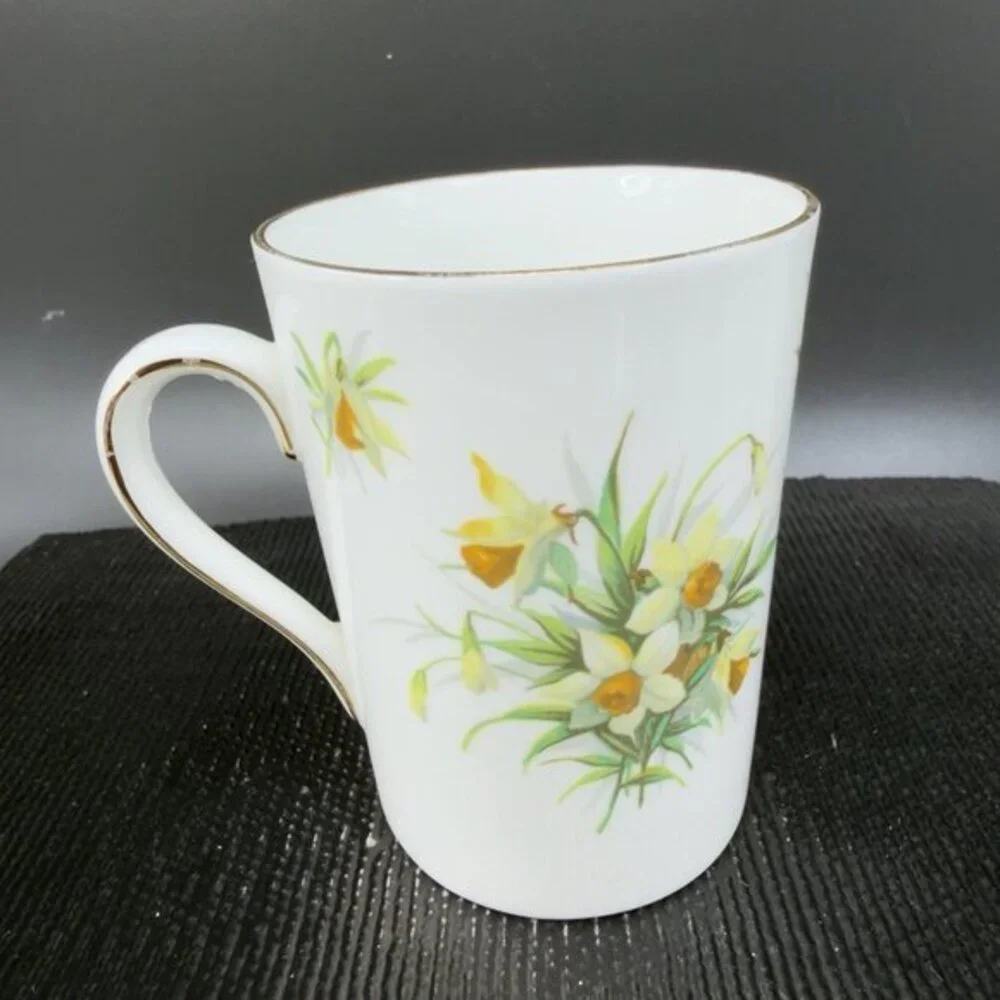 Hammersley Fine Bone China Spode Group Yellow Flowers Coffee Mug Cup England VTG